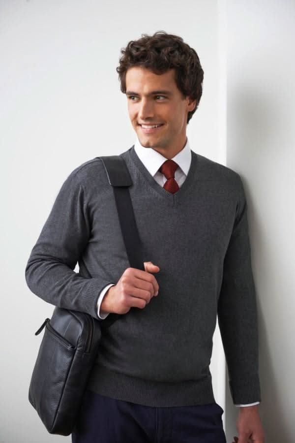 7818: Boston Mens V-Neck Jumper Mens Knitwear Brook Taverner