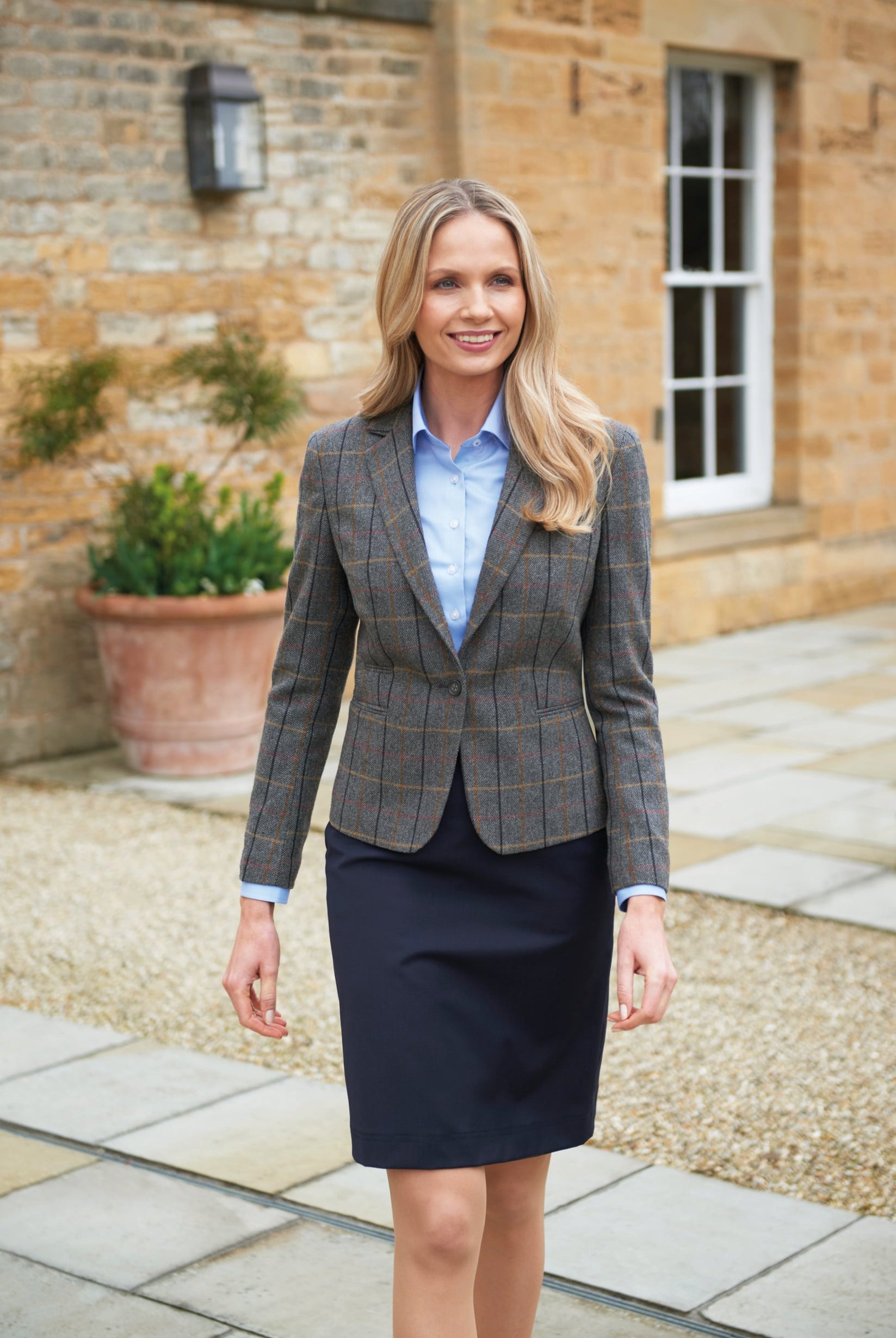 2344: Montreal Ladies Tweed Jacket Ladies Suit Jacket Brook Taverner