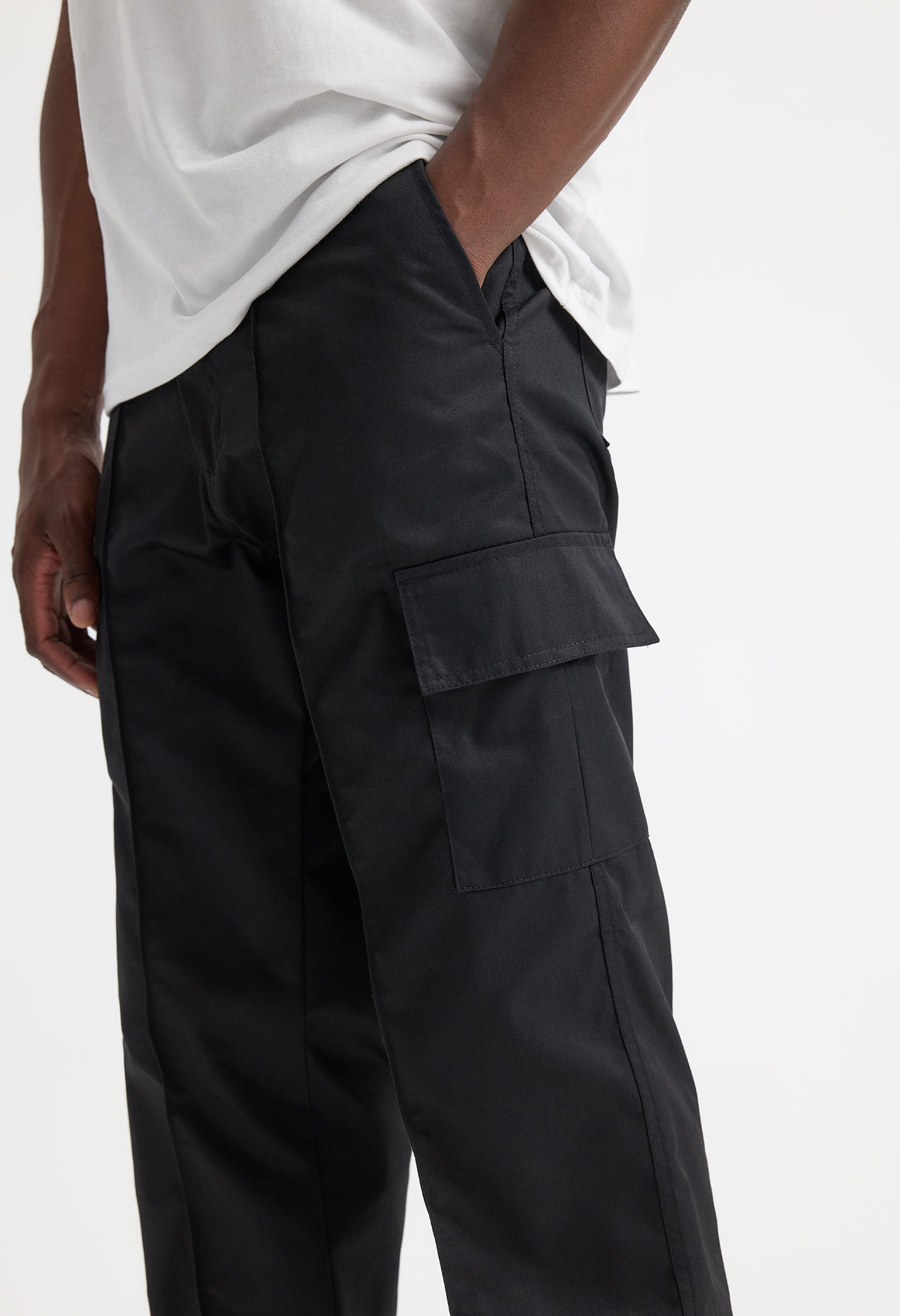 UC902: Unisex Cargo Trouser Workwear Uneek