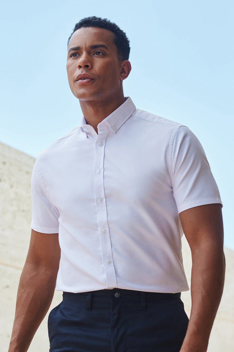 HB517: Modern Mens Oxford Shirt Mens Short Sleeve Shirts Henbury White XS Regular