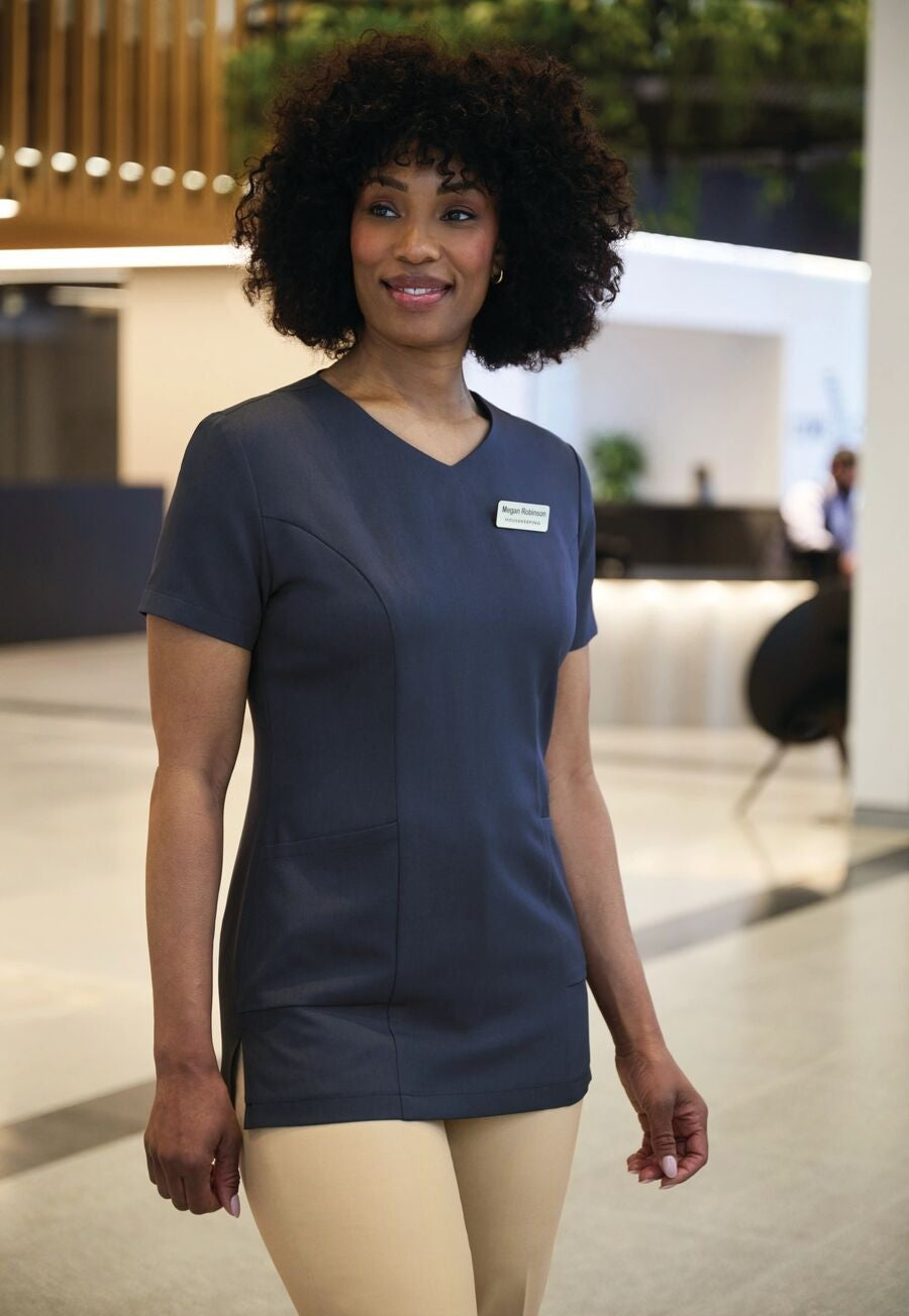 2402: Lockhart V-Neck Tunic Housekeeping Brook Taverner