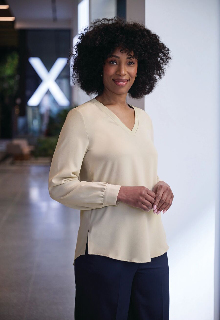 2418: Como V-Neck Blouse Blouses Brook Taverner